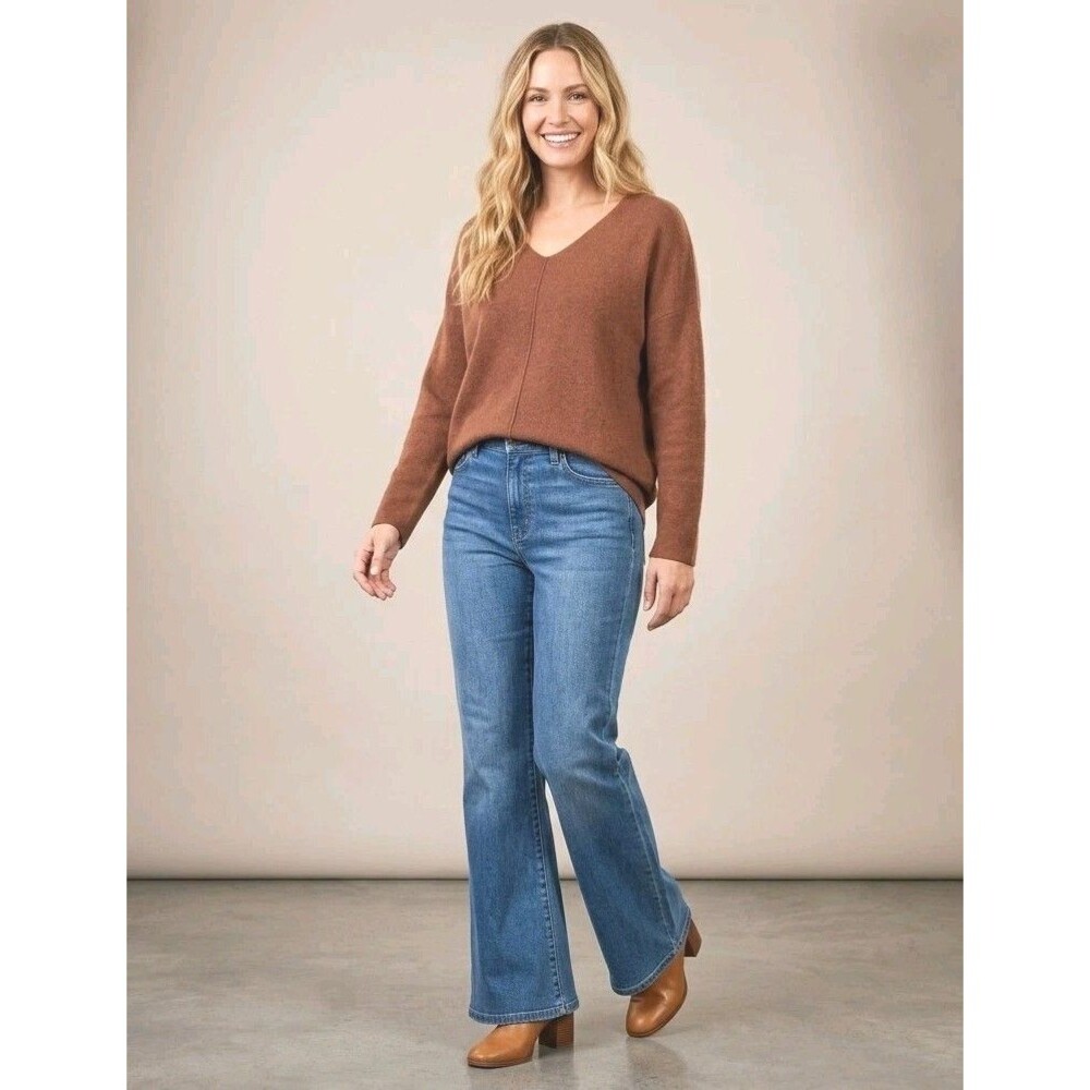 J.Jill Women's Brown V-Neck Sweater Size Large Petite Relaxed Fit Soft Knit Top